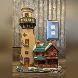 DICKENS COLLECTIBLES - Victorian Series - Lighted House